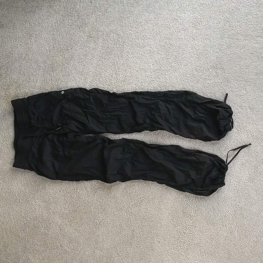 Lululemon dance studio mid-rise pant